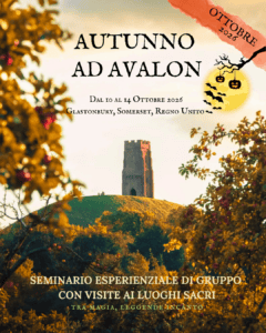 un viaggio esperienziale a Glastonbury, cuore spirituale d’Inghilterra, dove natura, storia e spiritualità si incontrano. Un percorso unico di quattro giorni e tre notti, immersi nella bellezza di Avalon e nei suoi luoghi sacri, per entrare in connessione profonda con gli elementi acqua, fuoco, terra, aria e spirito.